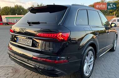 Внедорожник / Кроссовер Audi Q7 2023 в 