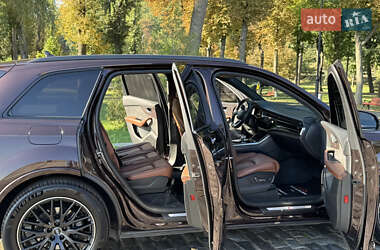 Позашляховик / Кросовер Audi Q7 2020 в 