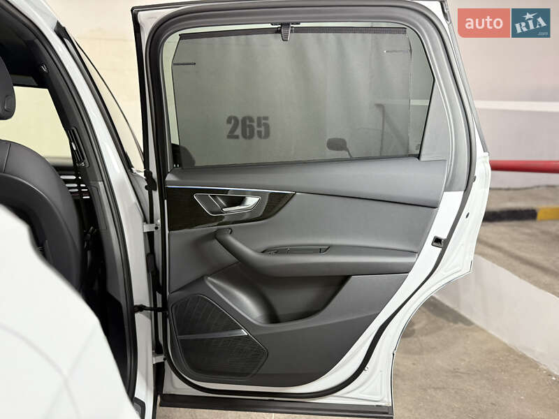 Позашляховик / Кросовер Audi Q7 2021 в Одесі фото 36 Позашляховик / Кросовер Audi Q7 2021 в Одесі