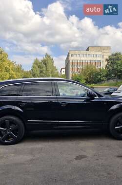 Позашляховик / Кросовер Audi Q7 2014 в 