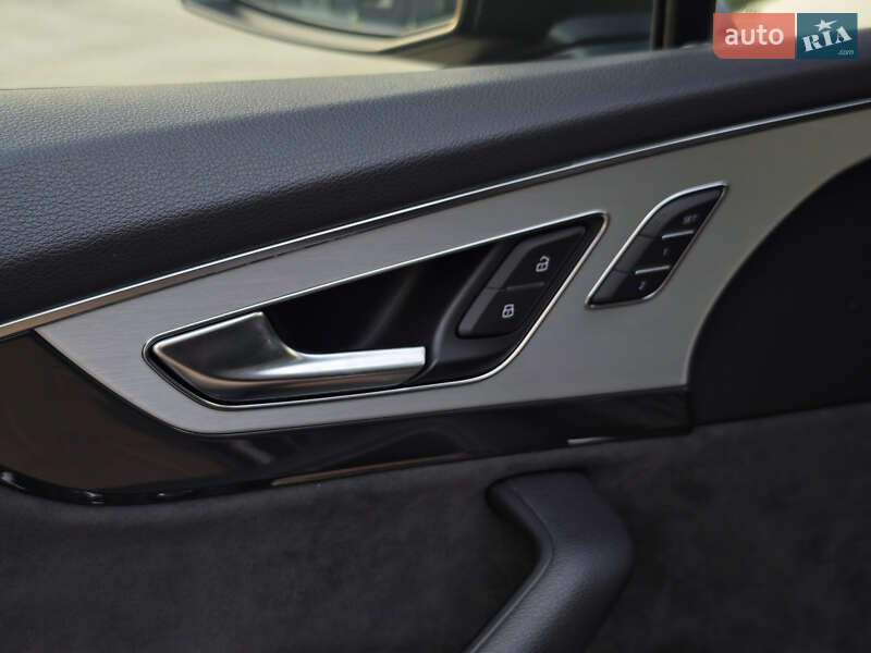 Позашляховик / Кросовер Audi Q7 2018 в Дубні фото 18 Позашляховик / Кросовер Audi Q7 2018 в Дубні