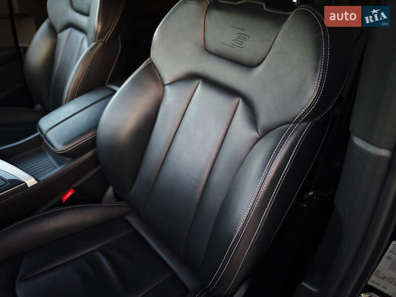 Позашляховик / Кросовер Audi Q7 2018 в Дубні фото 28 Позашляховик / Кросовер Audi Q7 2018 в Дубні