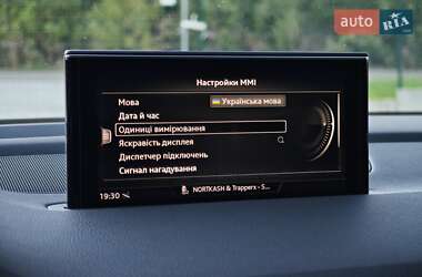 Позашляховик / Кросовер Audi Q7 2018 в 