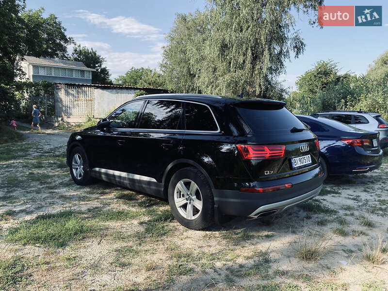 Позашляховик / Кросовер Audi Q7 2018 в Кременчуці