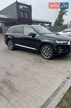 Внедорожник / Кроссовер Audi Q7 2019 в 