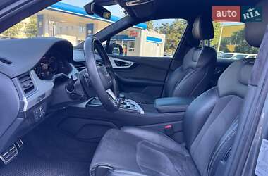 Внедорожник / Кроссовер Audi Q7 2015 в 