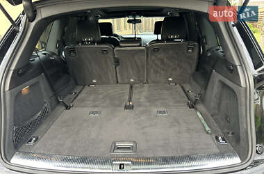 Внедорожник / Кроссовер Audi Q7 2015 в 