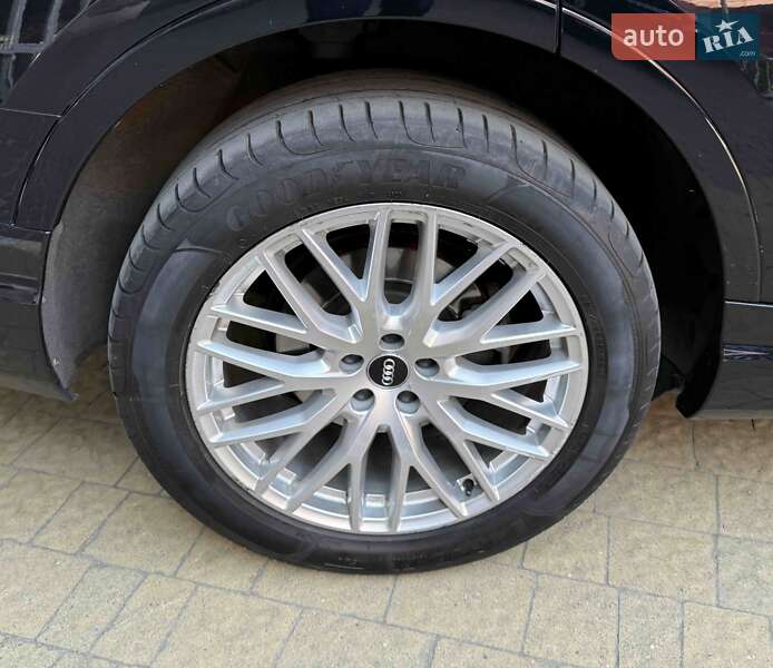 Внедорожник / Кроссовер Audi Q7 2016 в Львове