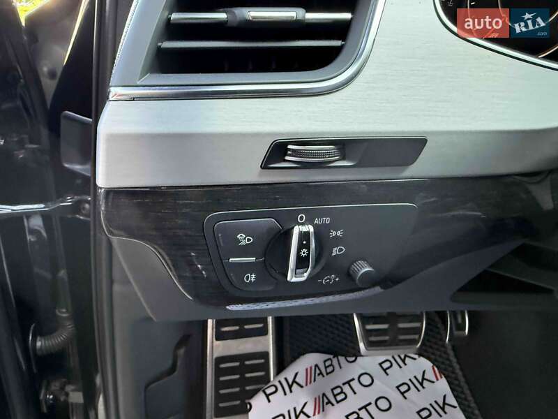 Внедорожник / Кроссовер Audi Q7 2016 в Львове