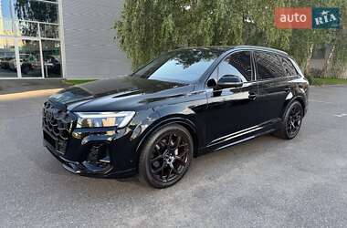 Внедорожник / Кроссовер Audi Q7 2024 в 