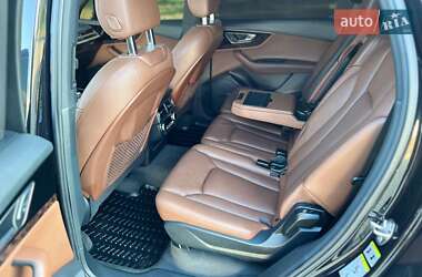 Внедорожник / Кроссовер Audi Q7 2015 в Измаиле