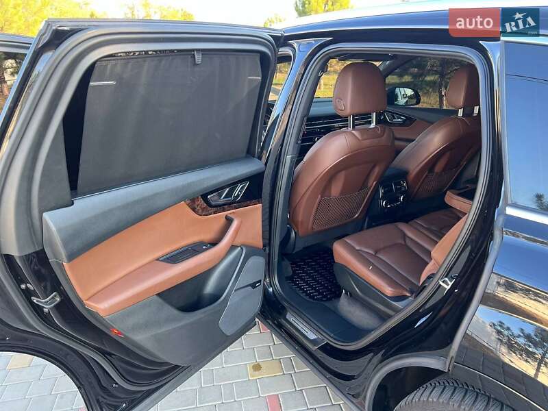 Внедорожник / Кроссовер Audi Q7 2015 в Измаиле фото 15 Внедорожник / Кроссовер Audi Q7 2015 в Измаиле