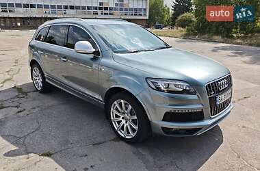 Позашляховик / Кросовер Audi Q7 2008 в 