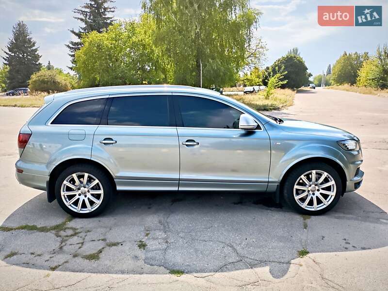 Позашляховик / Кросовер Audi Q7 2008 в Кропивницькому