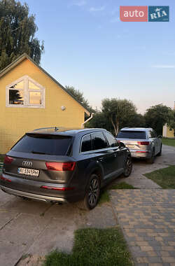 Внедорожник / Кроссовер Audi Q7 2017 в 