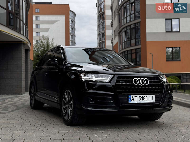 Внедорожник / Кроссовер Audi Q7 2015 в Ивано-Франковске