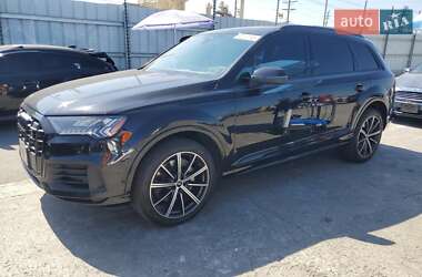 Audi Q7 2021