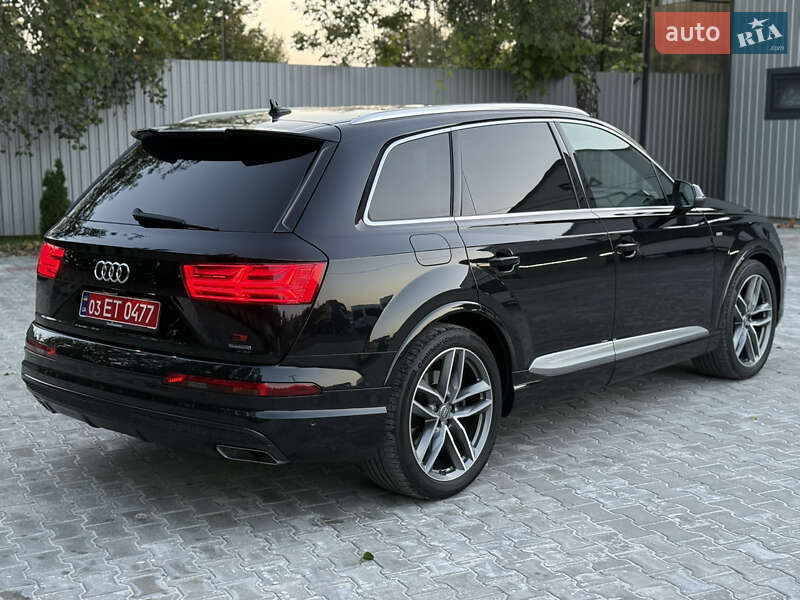 Внедорожник / Кроссовер Audi Q7 2016 в Ровно