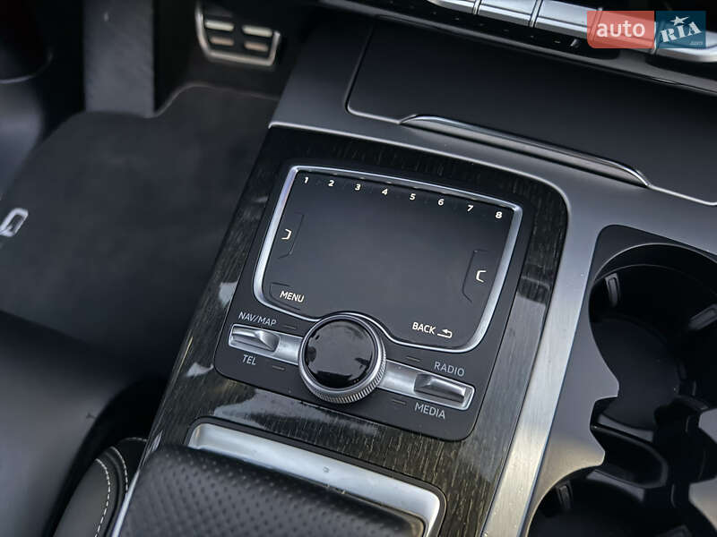 Внедорожник / Кроссовер Audi Q7 2016 в Ровно