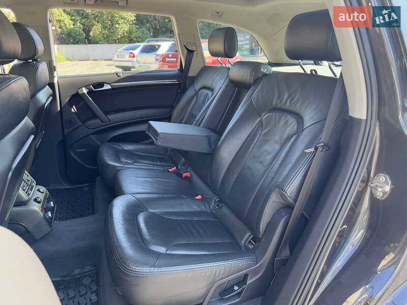 Позашляховик / Кросовер Audi Q7 2006 в Києві