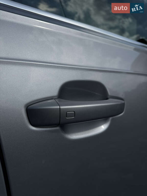 Внедорожник / Кроссовер Audi Q7 2016 в Тернополе