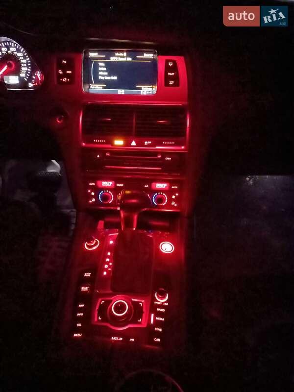 Внедорожник / Кроссовер Audi Q7 2014 в Ромнах фото 13 Внедорожник / Кроссовер Audi Q7 2014 в Ромнах