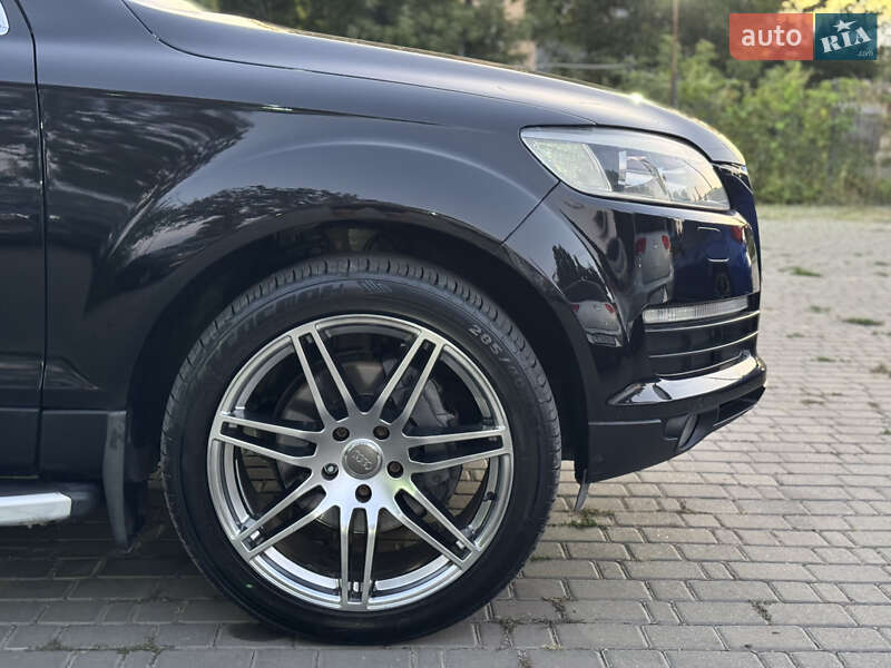 Позашляховик / Кросовер Audi Q7 2007 в Вінниці