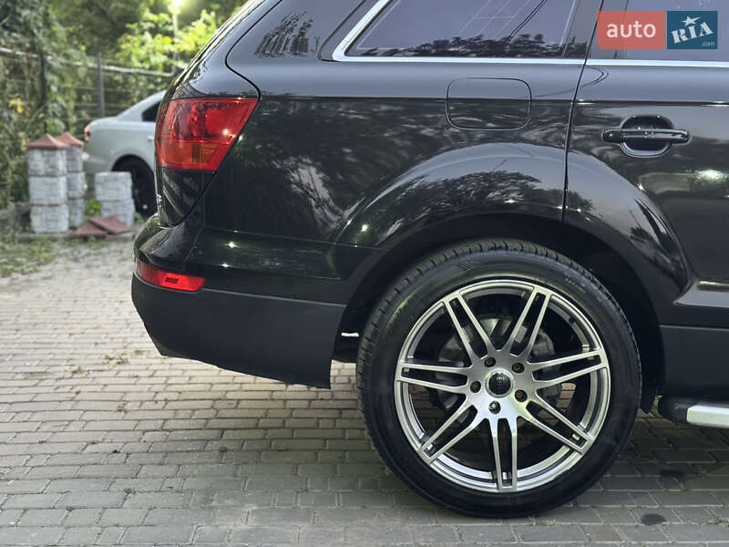 Позашляховик / Кросовер Audi Q7 2007 в Вінниці