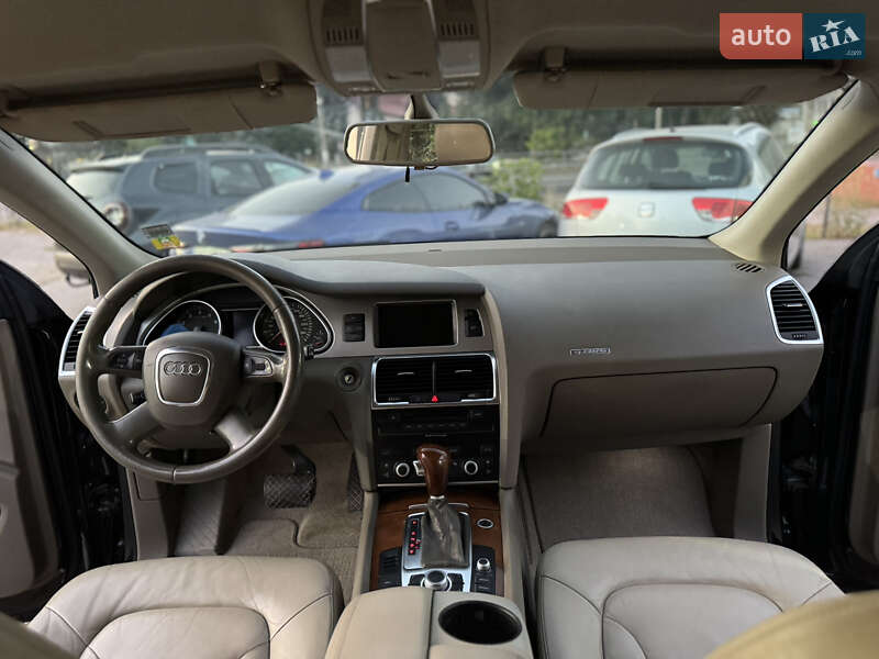 Позашляховик / Кросовер Audi Q7 2007 в Вінниці
