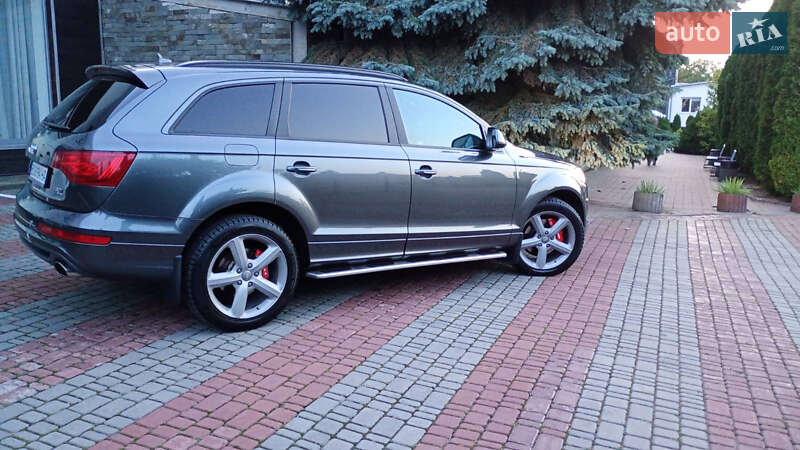 Позашляховик / Кросовер Audi Q7 2015 в Тернополі