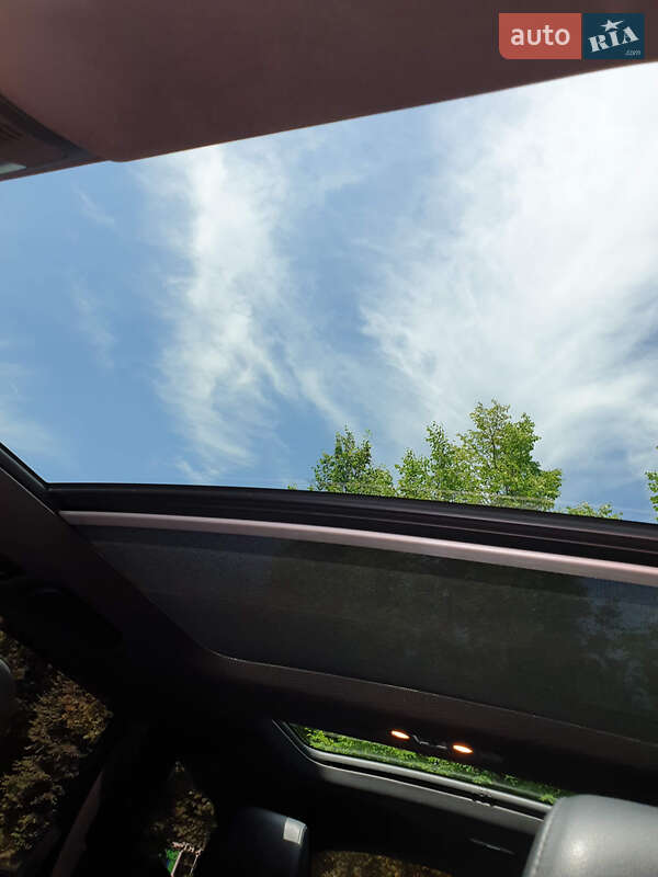 Позашляховик / Кросовер Audi Q7 2015 в Тернополі