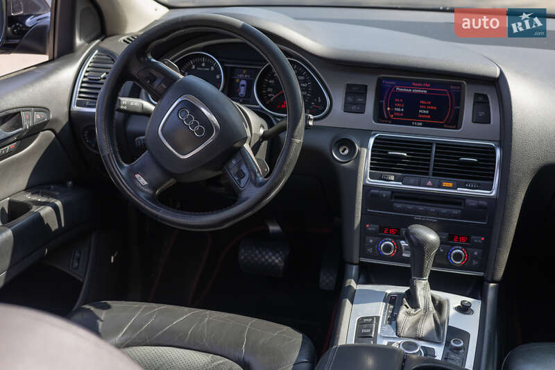 Позашляховик / Кросовер Audi Q7 2007 в Черкасах