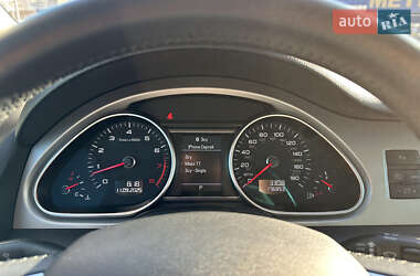 Внедорожник / Кроссовер Audi Q7 2015 в 