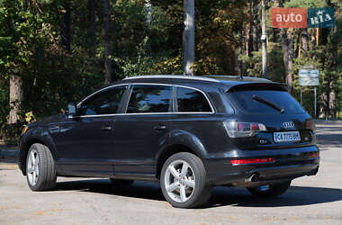 Позашляховик / Кросовер Audi Q7 2007 в 