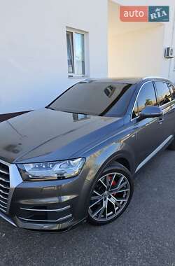 Внедорожник / Кроссовер Audi Q7 2018 в Днепре
