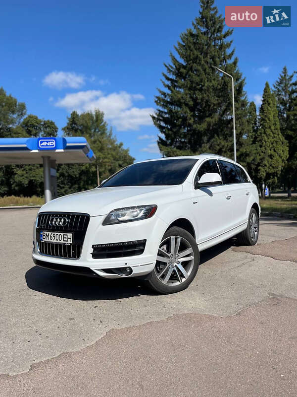 Позашляховик / Кросовер Audi Q7 2015 в Ромнах