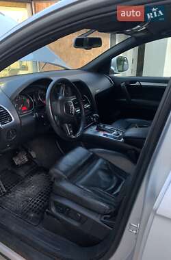 Внедорожник / Кроссовер Audi Q7 2006 в 