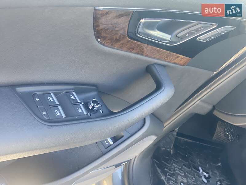 Внедорожник / Кроссовер Audi Q7 2017 в Днепре фото 11 Внедорожник / Кроссовер Audi Q7 2017 в Днепре