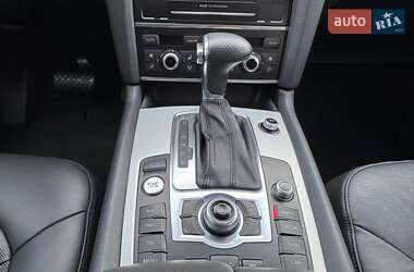 Позашляховик / Кросовер Audi Q7 2013 в 