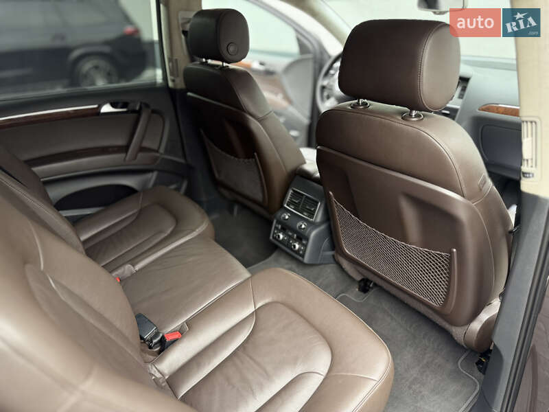 Внедорожник / Кроссовер Audi Q7 2011 в Ровно