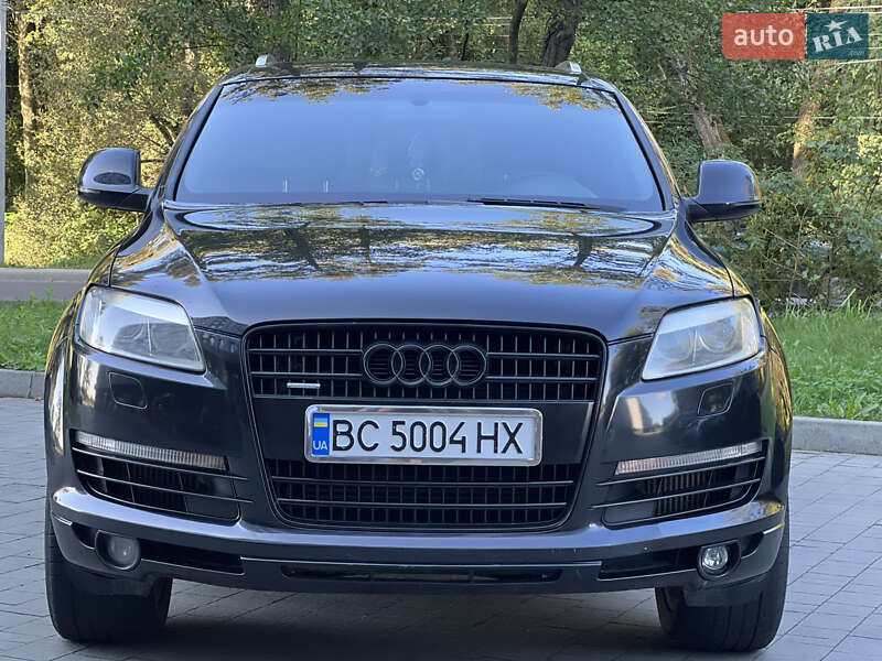 Внедорожник / Кроссовер Audi Q7 2006 в Новояворовске