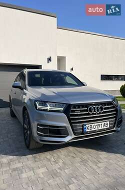 Внедорожник / Кроссовер Audi Q7 2018 в Виннице