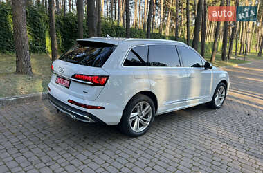 Внедорожник / Кроссовер Audi Q7 2020 в 