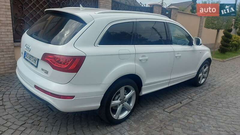 Позашляховик / Кросовер Audi Q7 2010 в Мукачевому