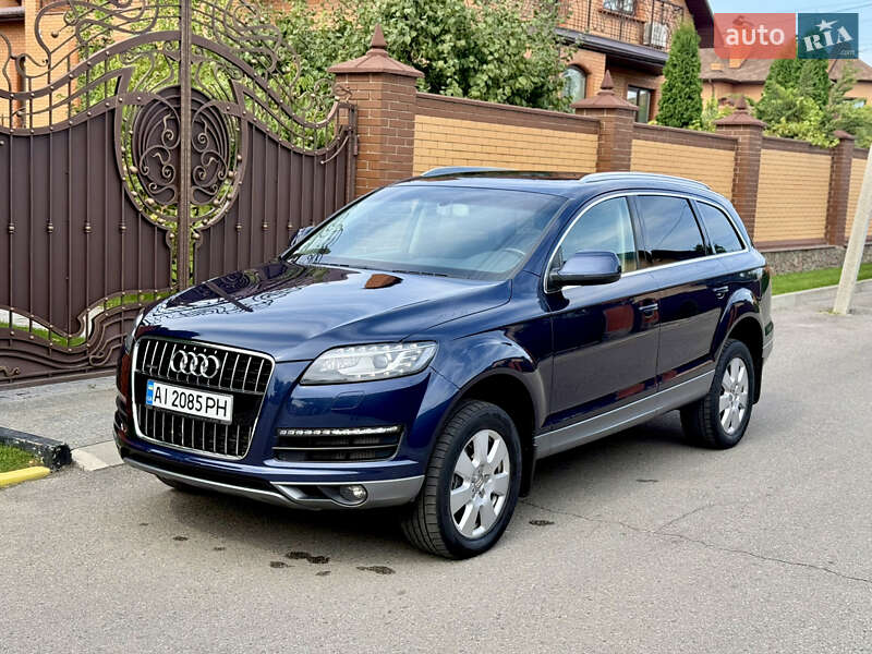 Позашляховик / Кросовер Audi Q7 2013 в Олександрії