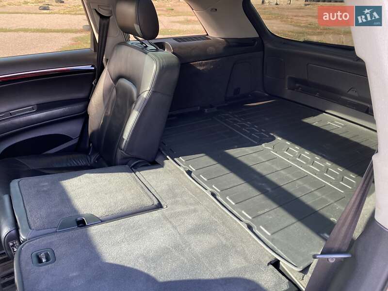 Внедорожник / Кроссовер Audi Q7 2006 в Одессе