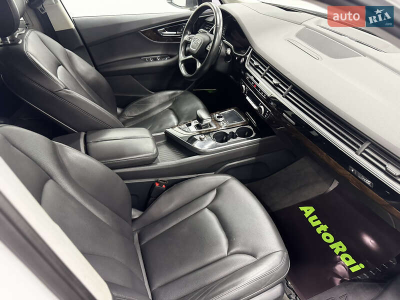 Внедорожник / Кроссовер Audi Q7 2016 в Одессе фото 15 Внедорожник / Кроссовер Audi Q7 2016 в Одессе