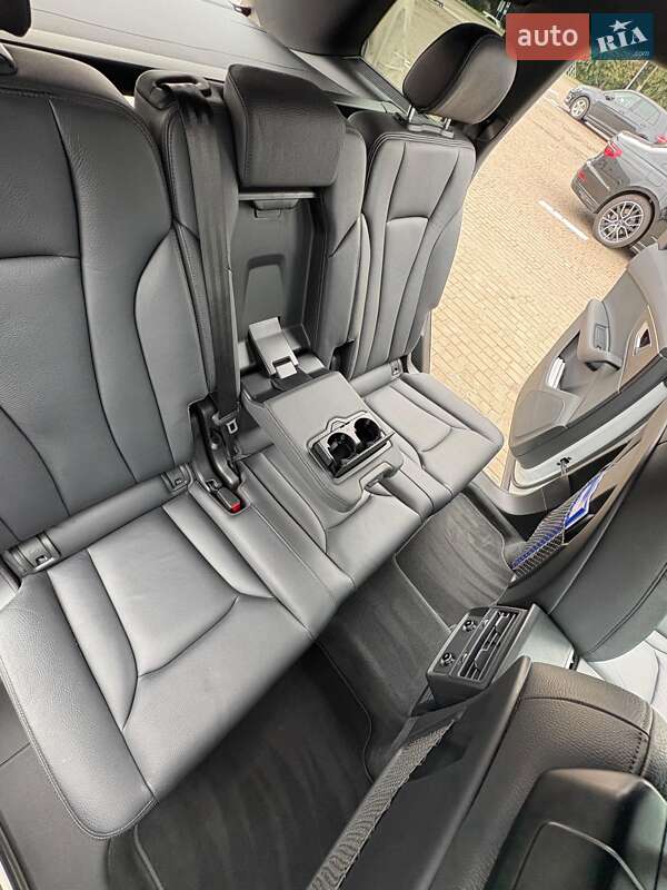 Позашляховик / Кросовер Audi Q7 2021 в Львові