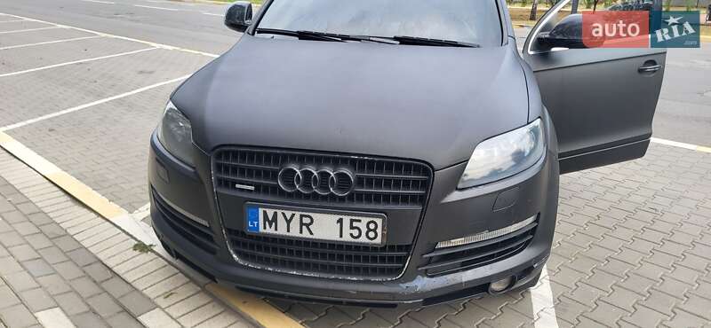 Позашляховик / Кросовер Audi Q7 2008 в Гостомелі
