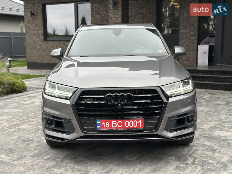 Audi Q7 2016